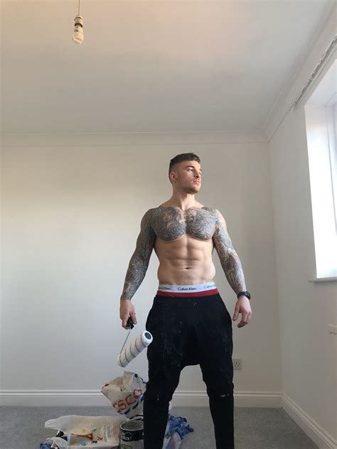 Hatts17 chris Hatton (@hatts17)’s videos with original sound.